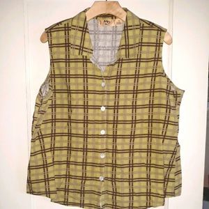 🔥5 for 20 Button up plaid tank top